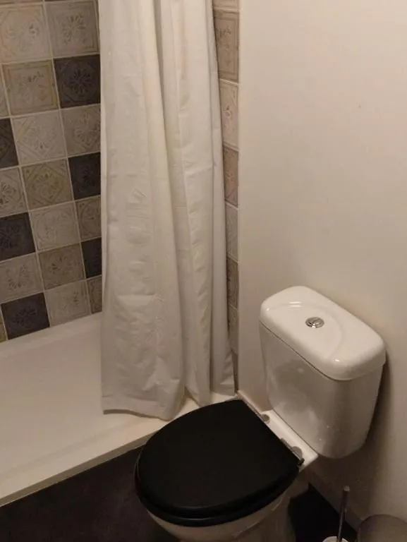 Panzió Trocadero Access Dayroom Espace Sans Nuitee Et Chambre Partagee Chatillon Nuitee -- Repos Journee Ou Espace Travail 8-19h Proche Tour Eiffel Ou Usage Bureau A L'heure En Journee -- Nuitee Chatillon Avenue